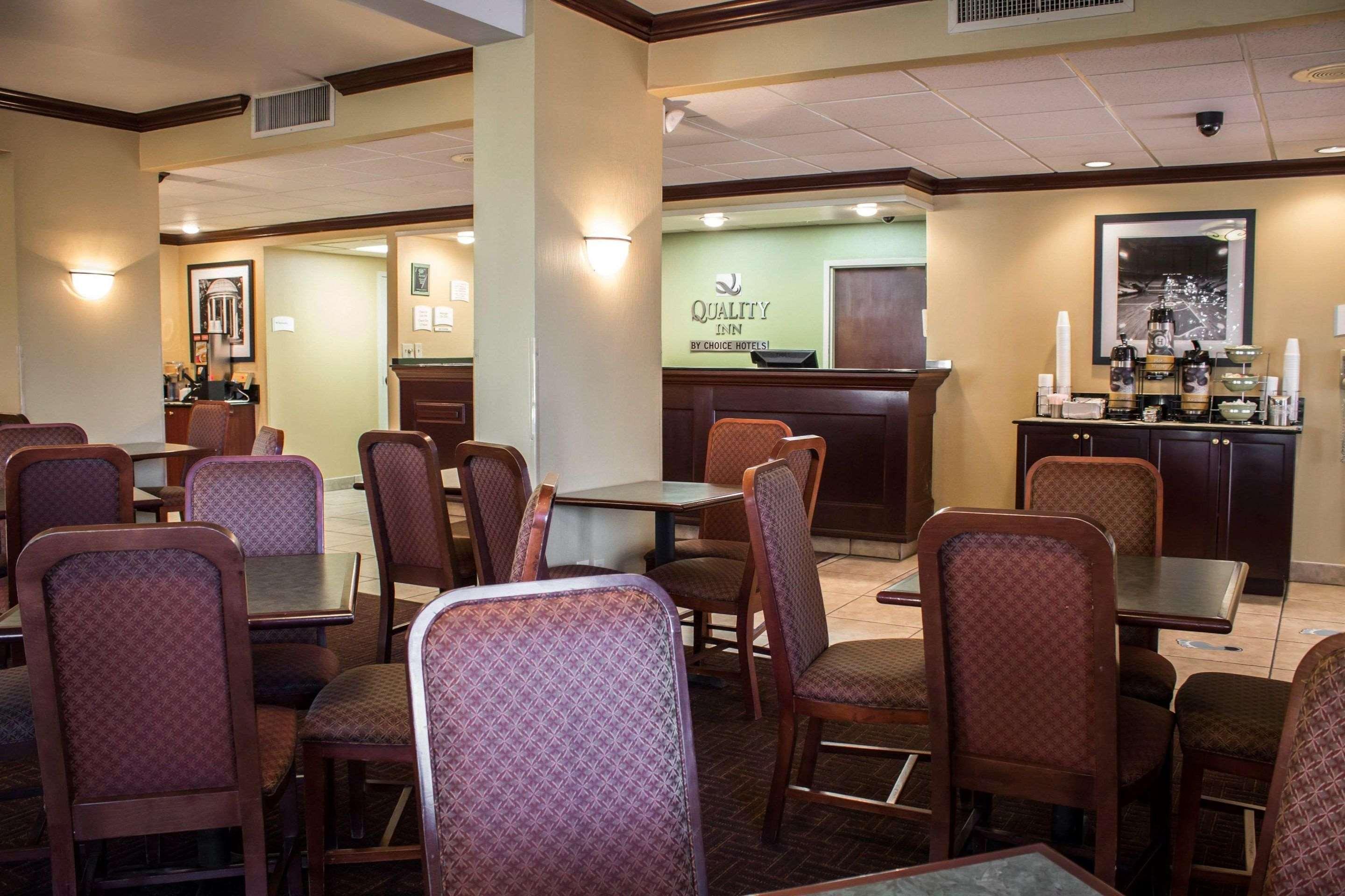 Hampton Inn Chapel Hill Dış mekan fotoğraf