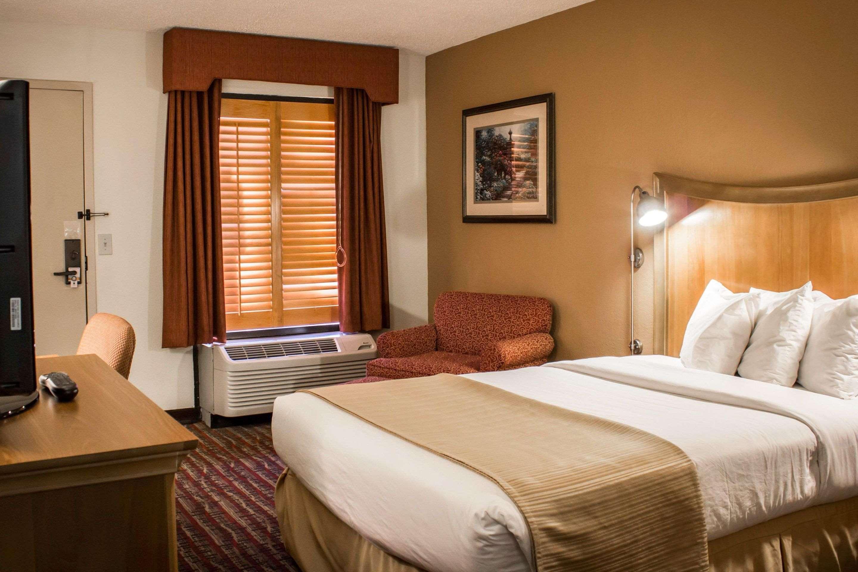 Hampton Inn Chapel Hill Dış mekan fotoğraf