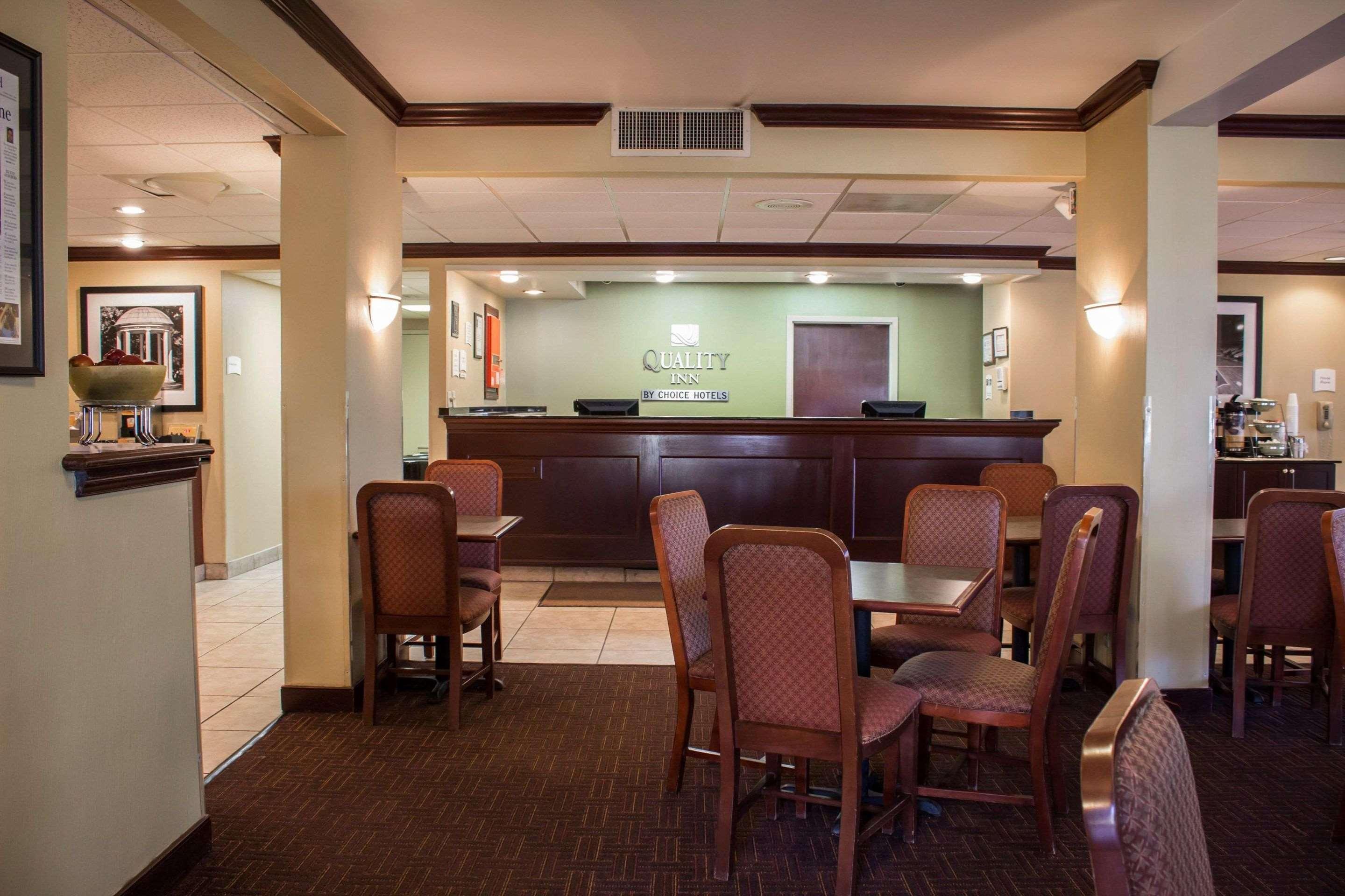 Hampton Inn Chapel Hill Dış mekan fotoğraf