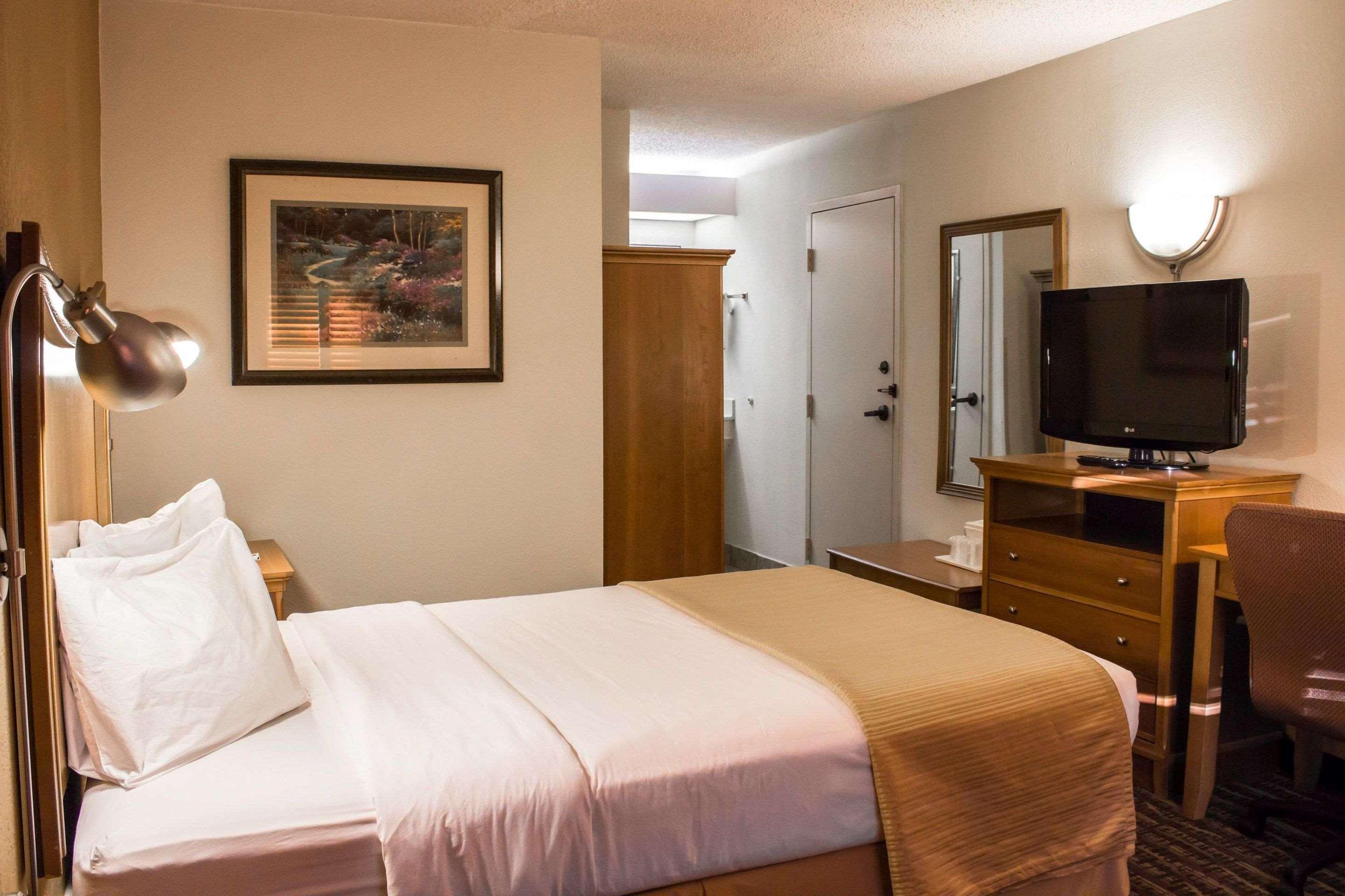 Hampton Inn Chapel Hill Dış mekan fotoğraf